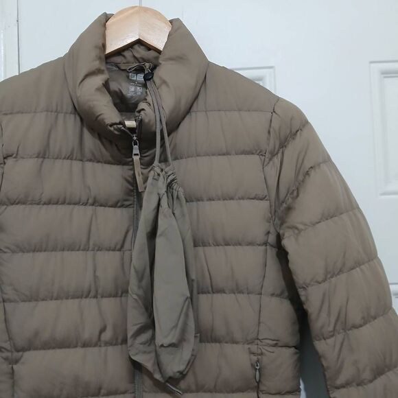 Uniqlo womens small down jacket tan taupe packable lightweight - Picture 3 of 7